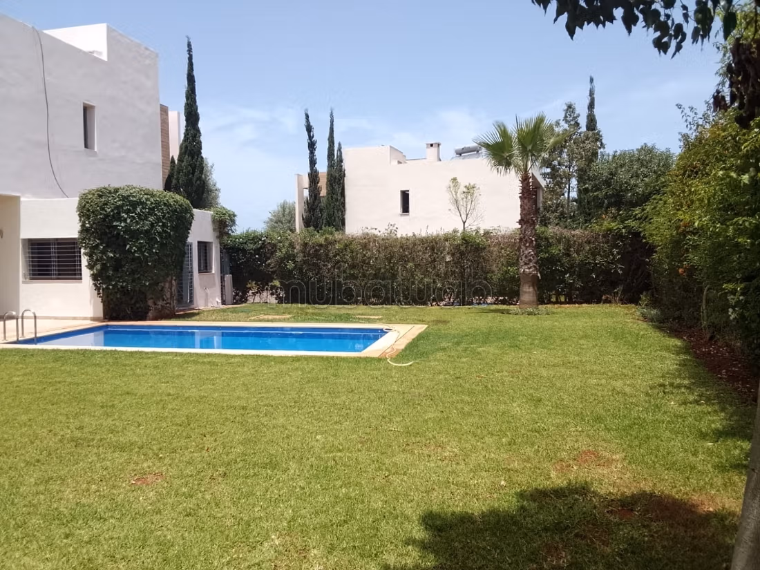 High standing villa for rent in California