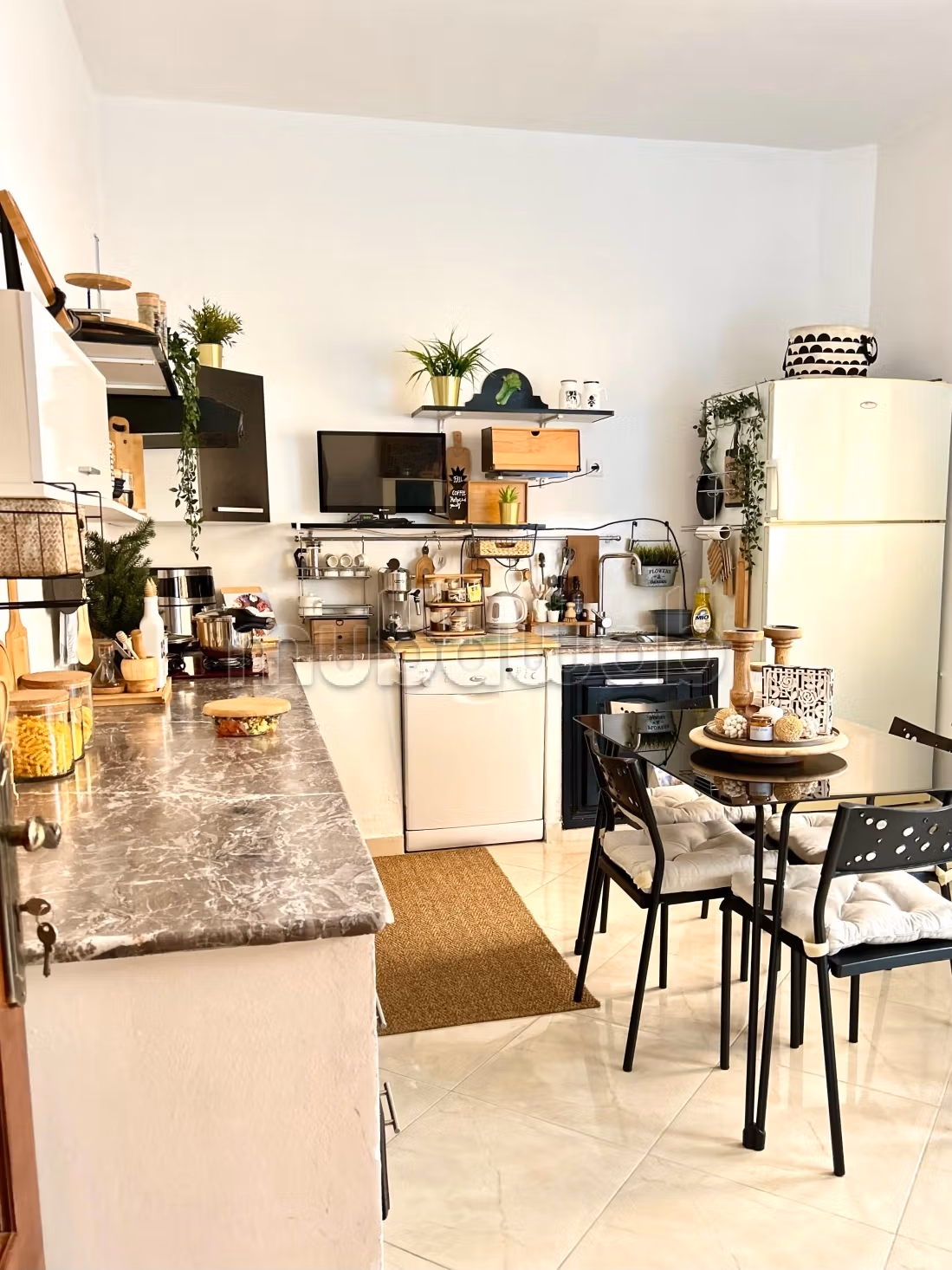 Appartement 223 m² à Hay Al Bassatine — 11