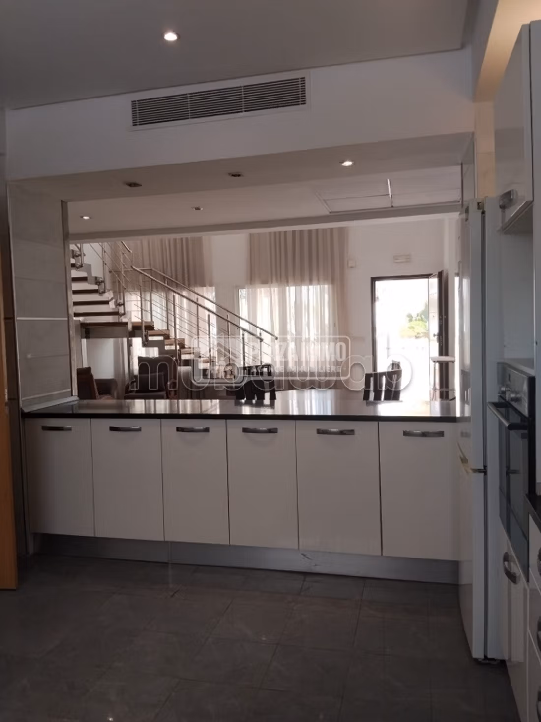 For Rent a Furnished Loft at Lake 2