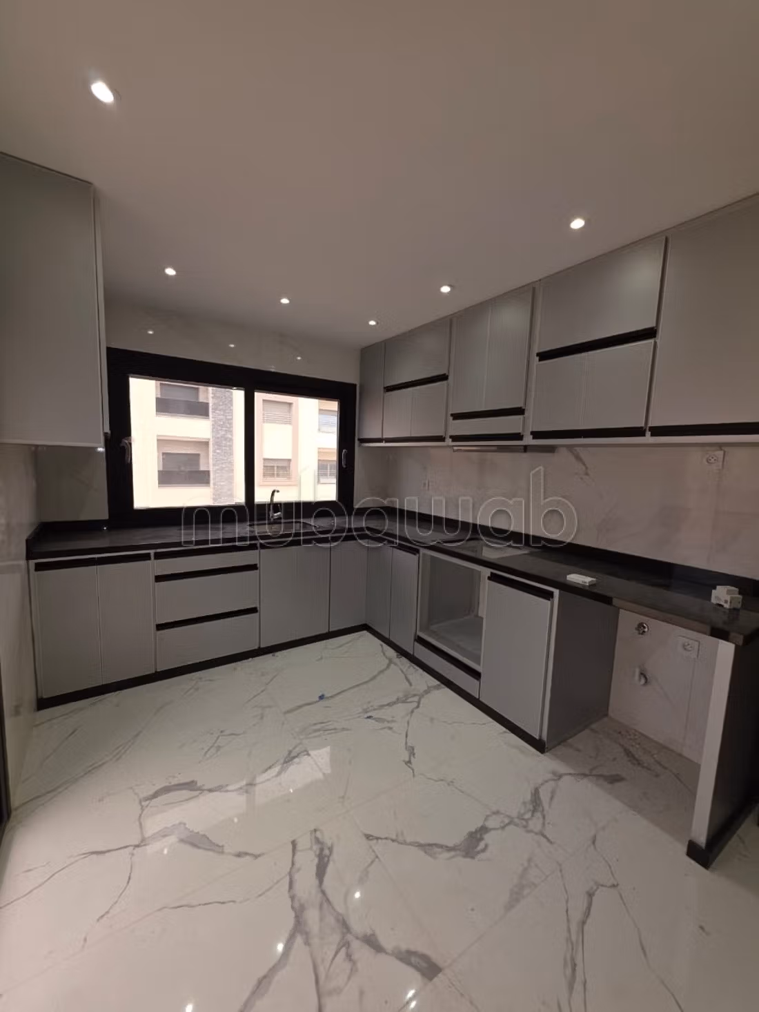 Location d'un appartement à Hay el matar. 3 pièces confortables
