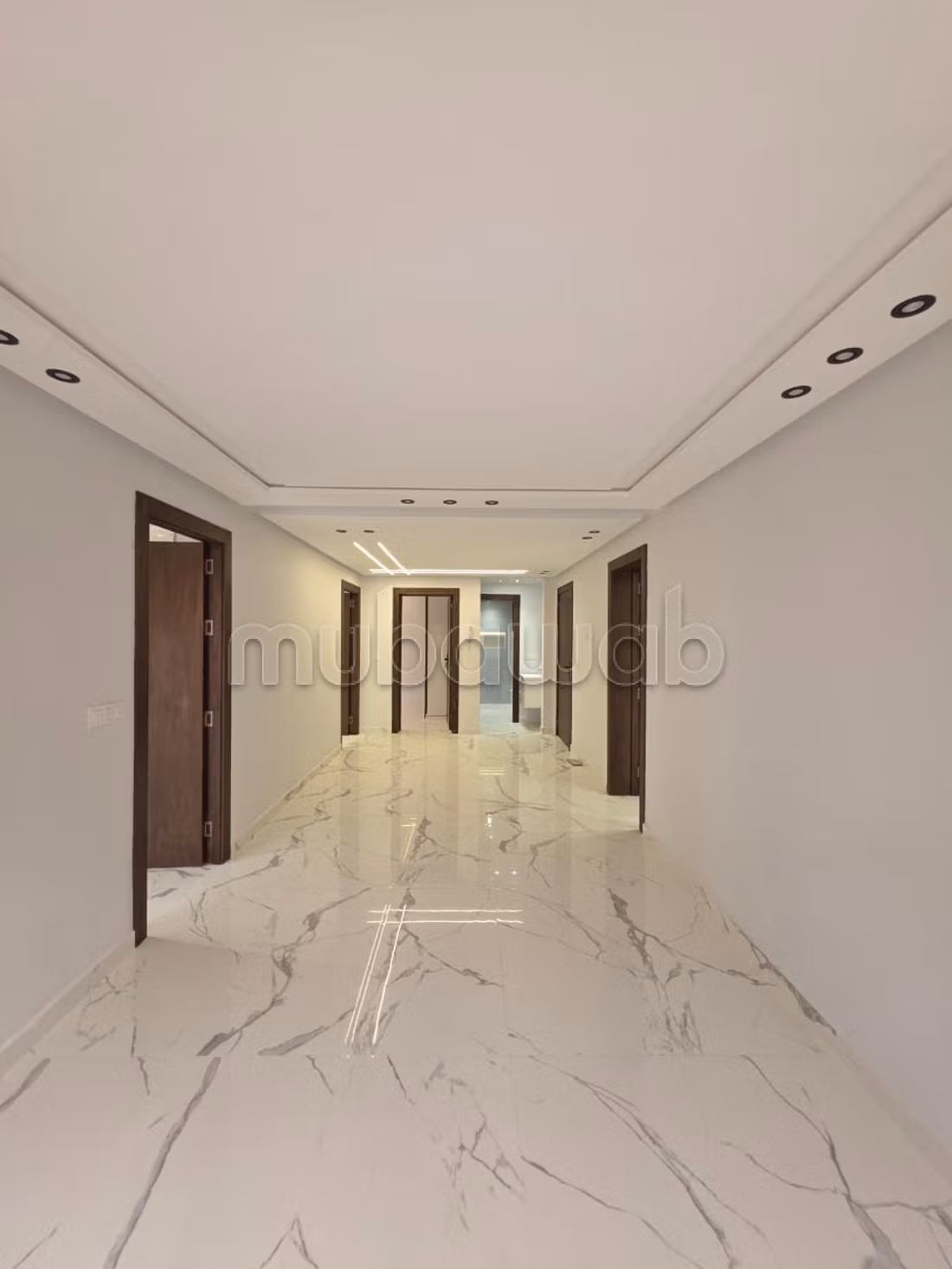 Location d'un appartement à Hay el matar. 3 pièces confortables — 3