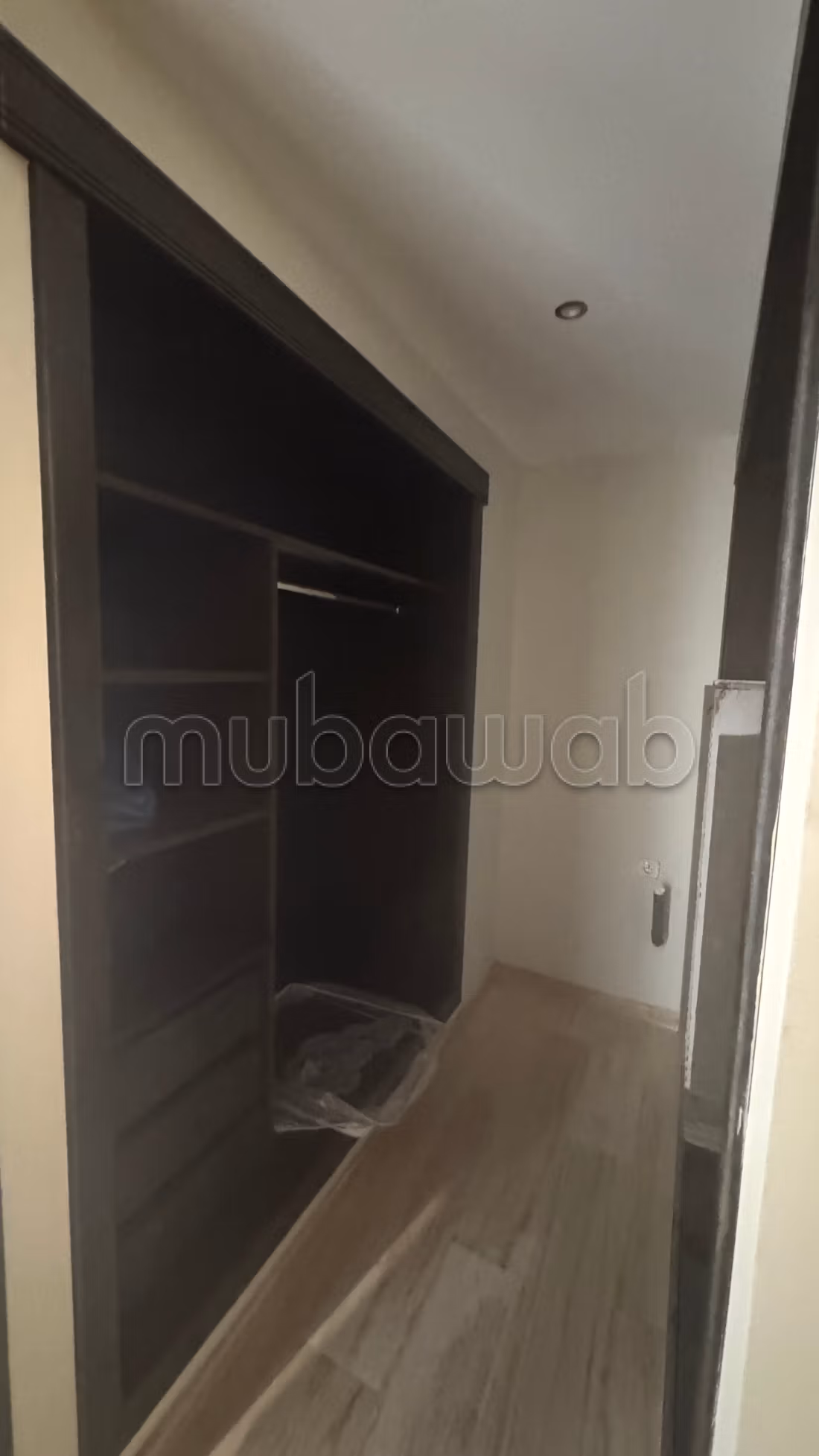 Superbe appartement avec terrasse à louer route de safi.
Meublé — 6