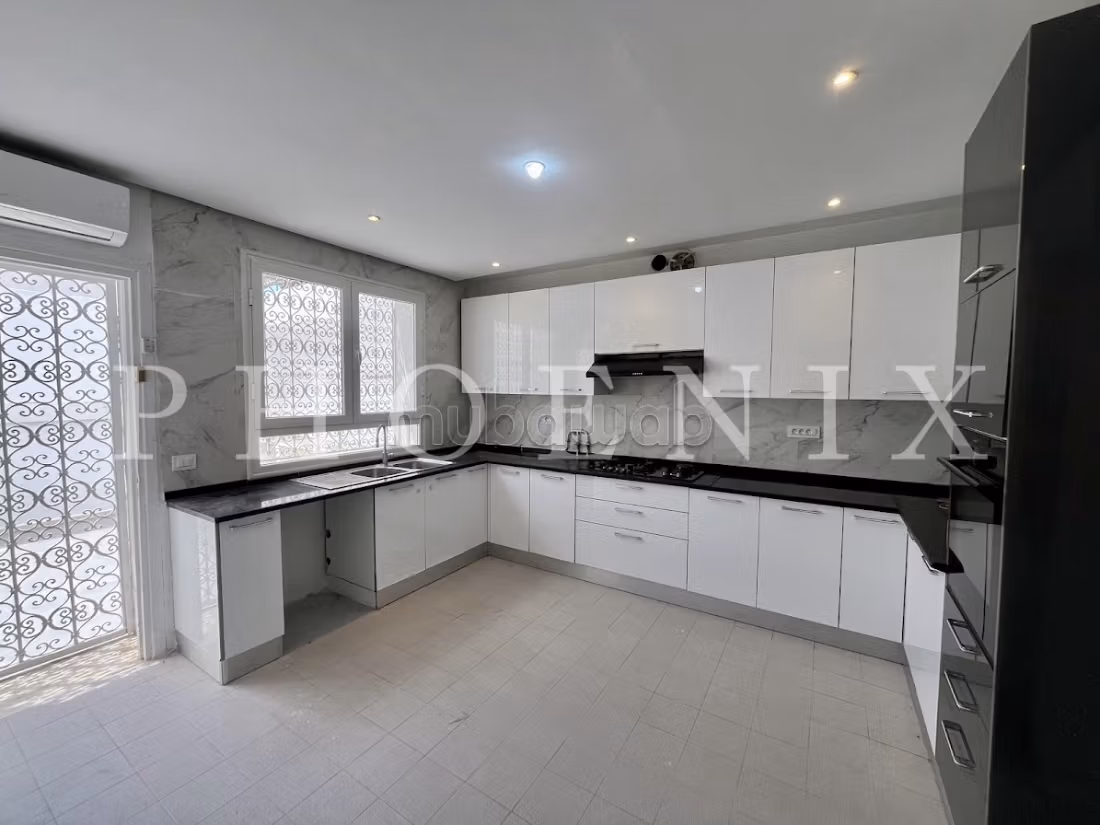 Villa S4 with pool in Carthage
