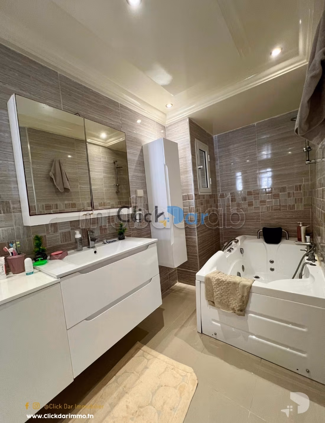 Appartement S2 location estivale pied dans l'eau
