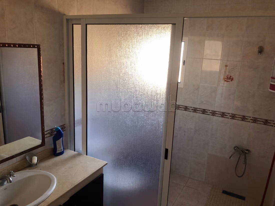Casa de lujo en venta. 4 habitaciones grandes. Con muebles