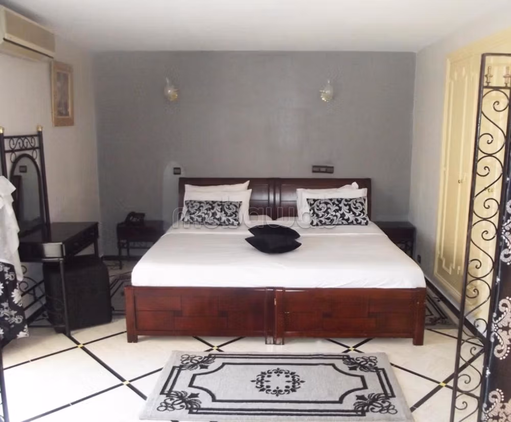 Hotel te koop _Geweldige investeringskans