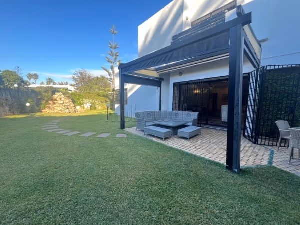 Villa très bien située, en angle à ParAnfa