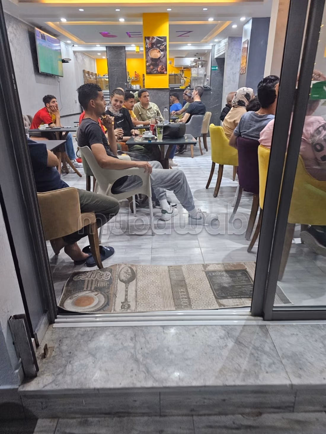 Caffè e appartamento duplex vicino al mare a Hizam Al-Anaf