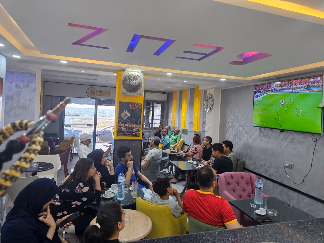 Caffè e appartamento duplex vicino al mare a Hizam Al-Anaf