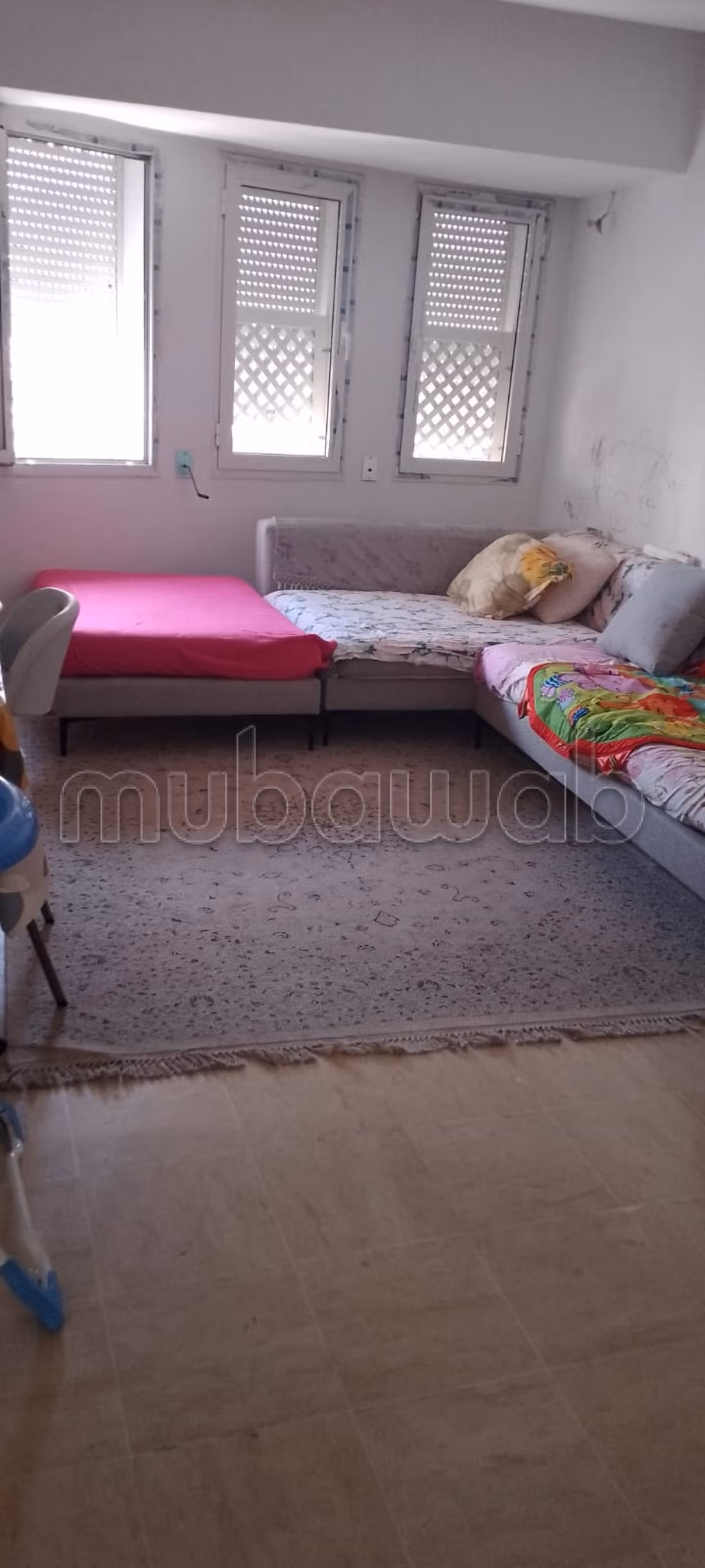 Appartement coquet situé en plein centre ville, en face de l'hôtel El Mechtel,