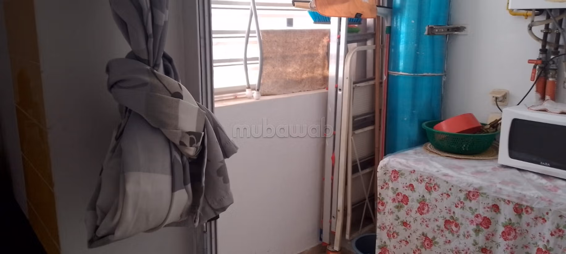 Appartement coquet situé en plein centre ville, en face de l'hôtel El Mechtel,