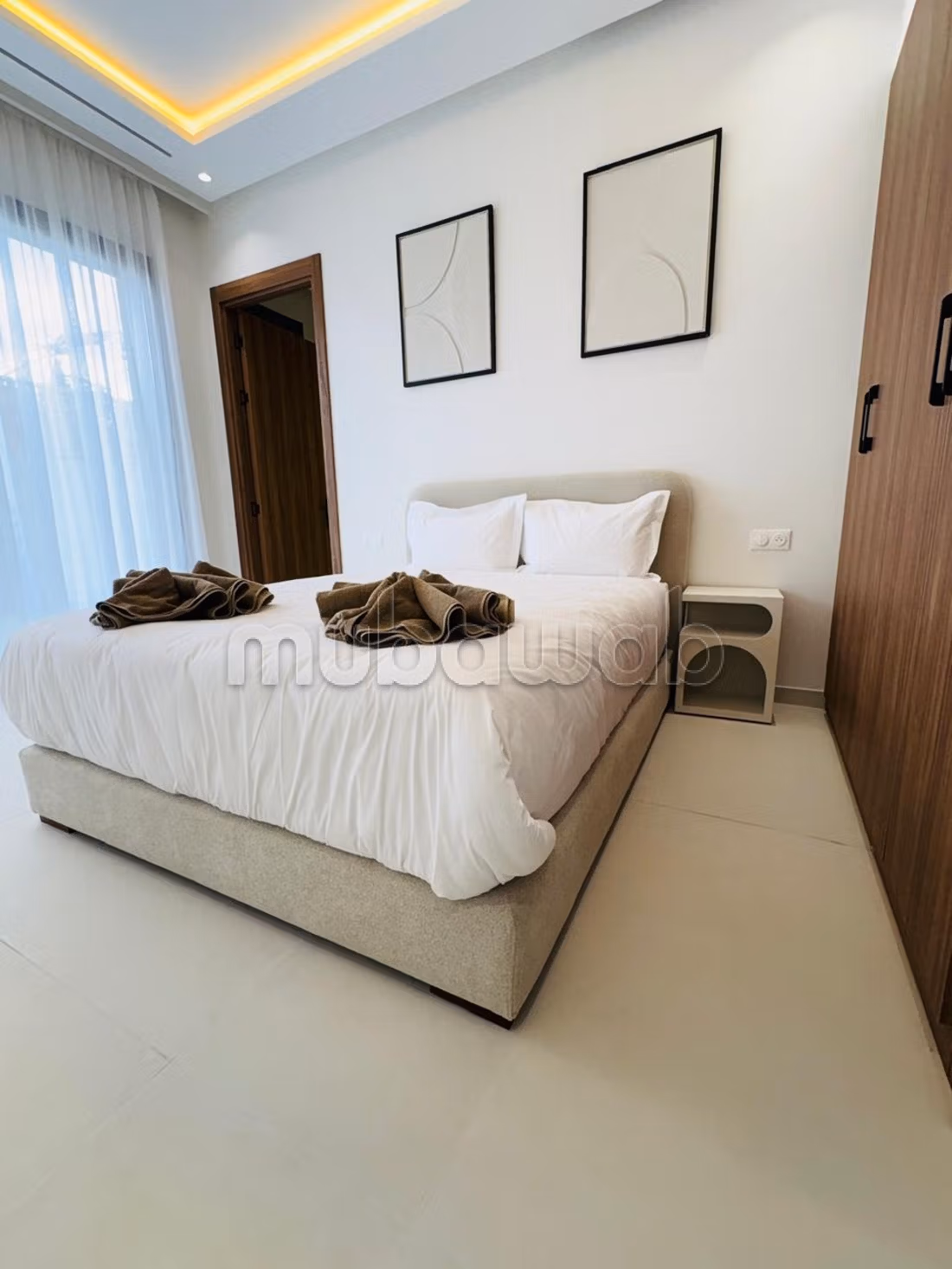 Somptueuse maison à vendre à Route de l'Ourika.
Surface totale 326 m².
Meublé