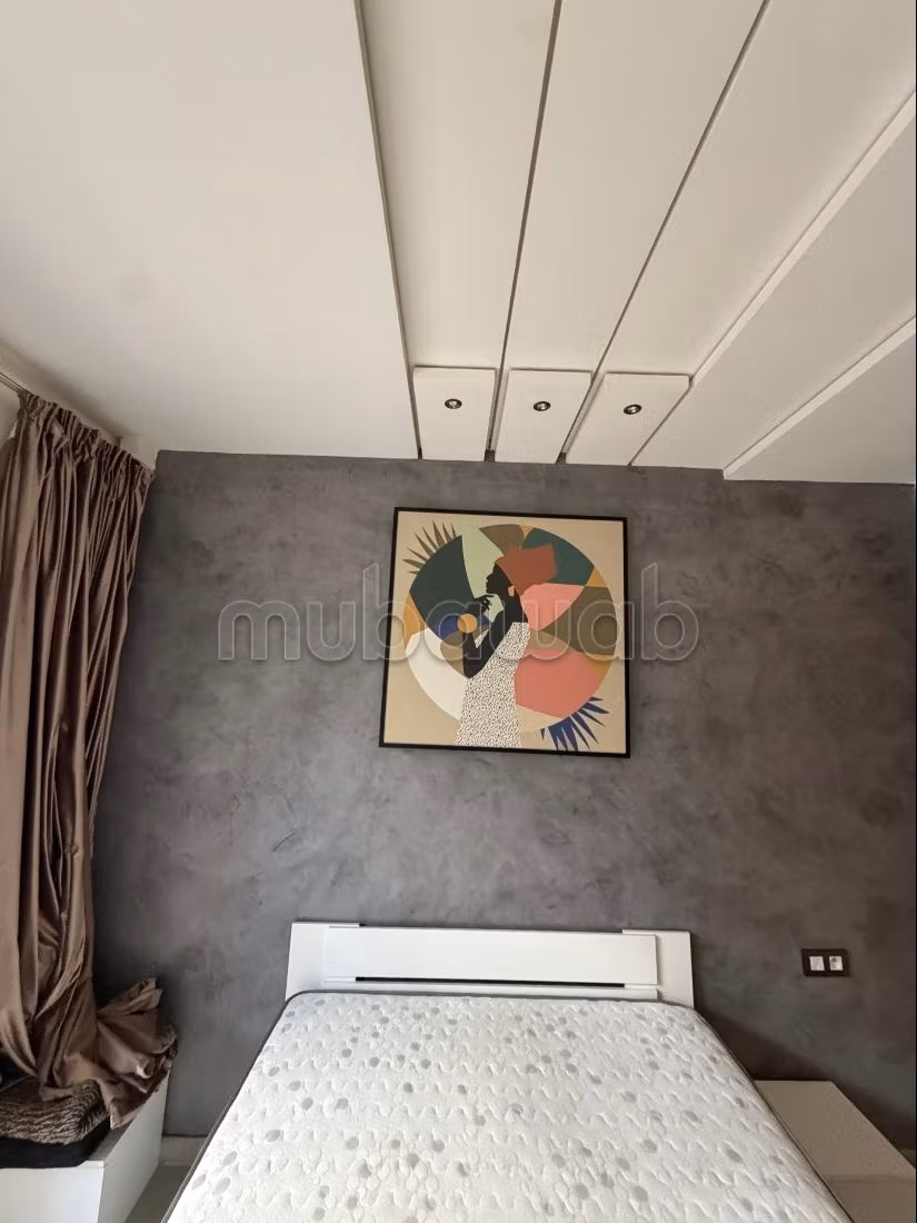 Appartement ensoleillé avec une jolie vue sur piscine