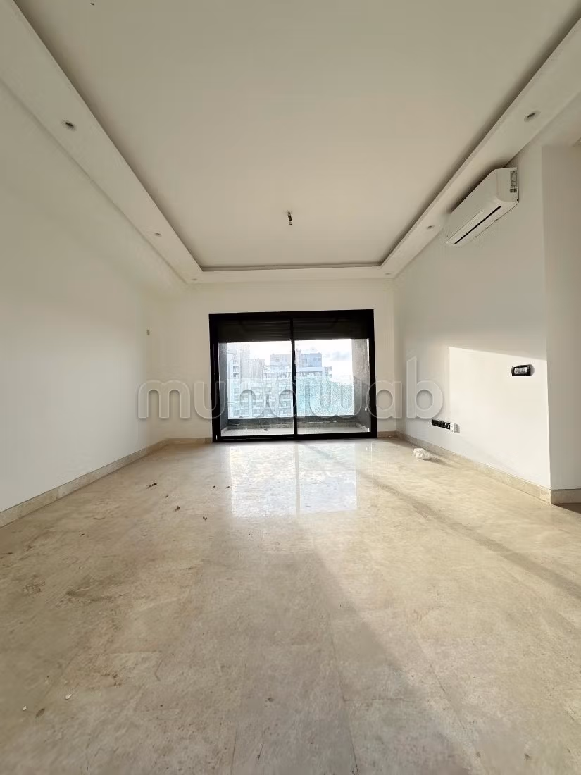 Apartment for rent Cfc without direct view terrace