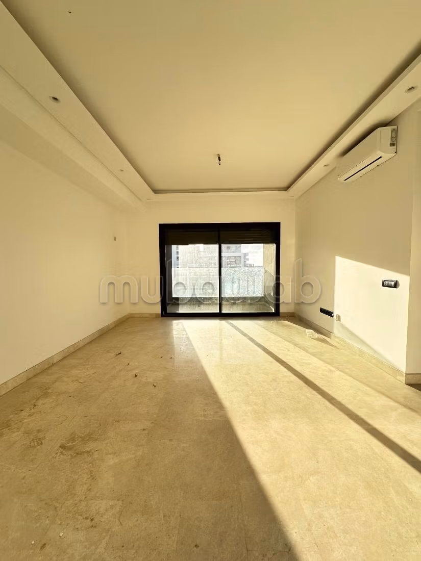 Apartment for rent Cfc without direct view terrace