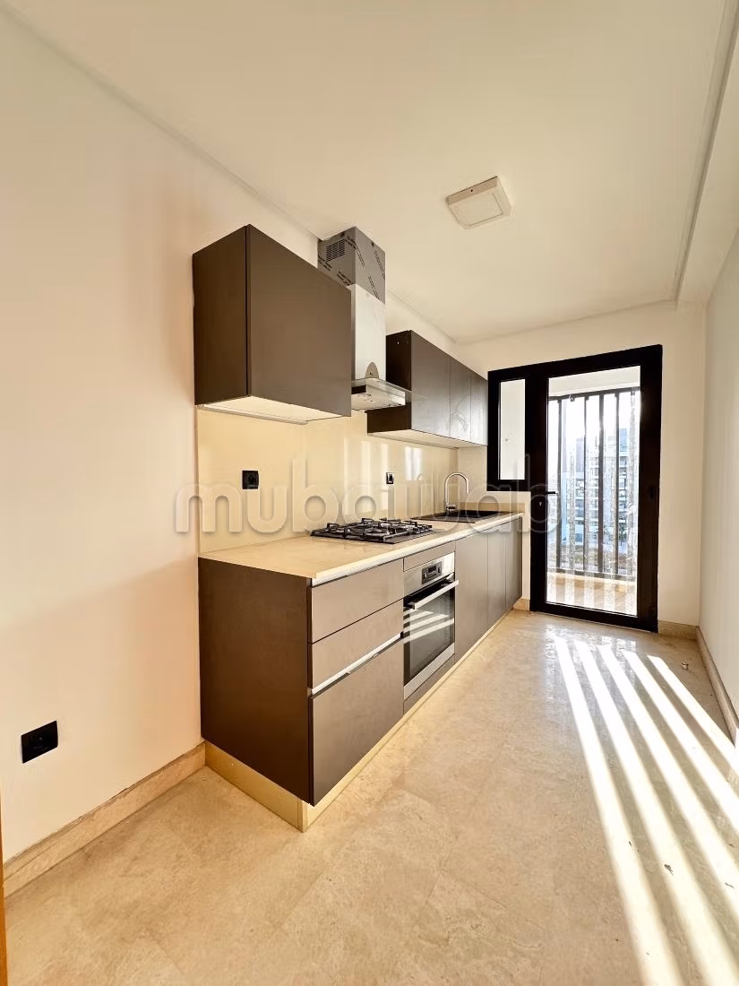 Apartment for rent Cfc without direct view terrace