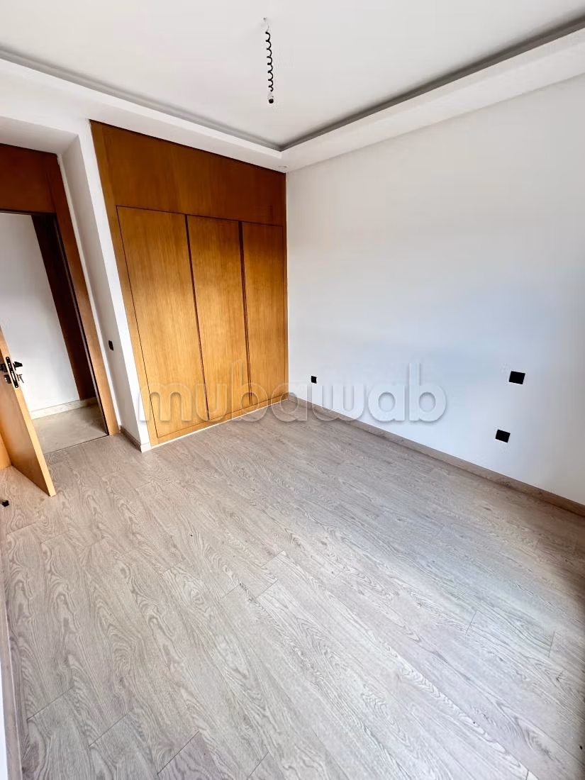 Apartment for rent Cfc without direct view terrace