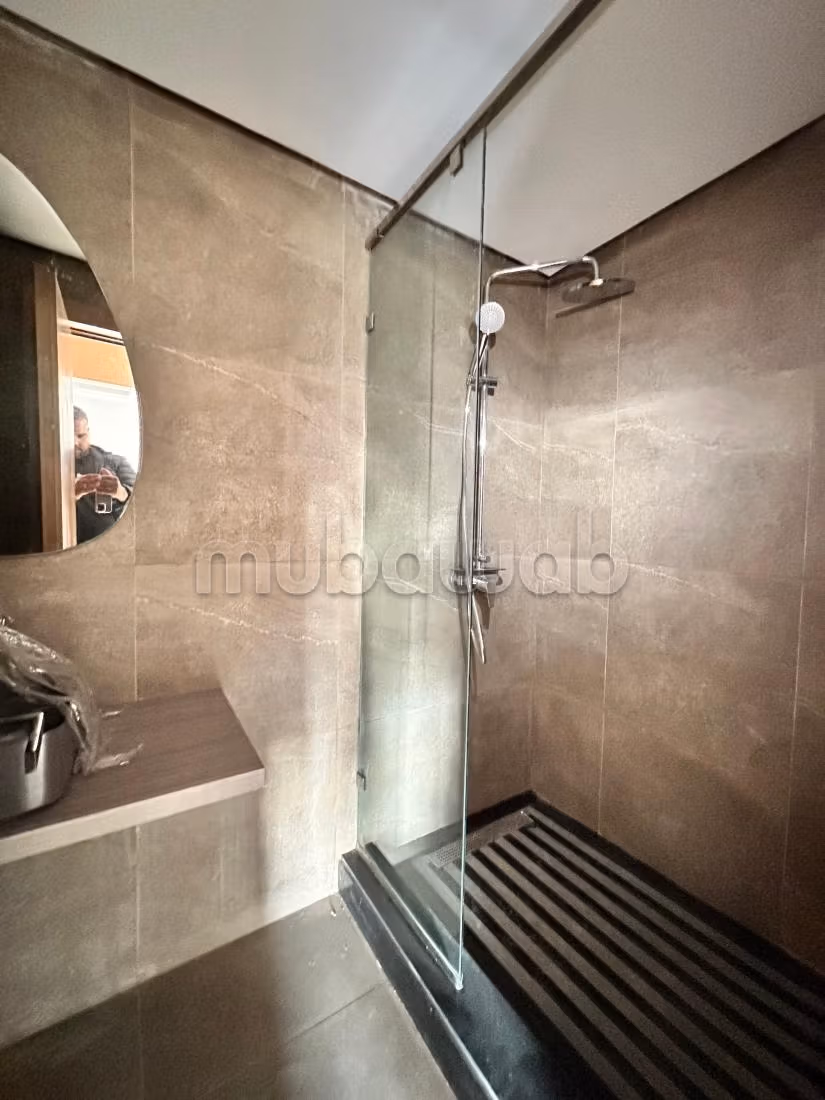 Apartment for rent Cfc without direct view terrace
