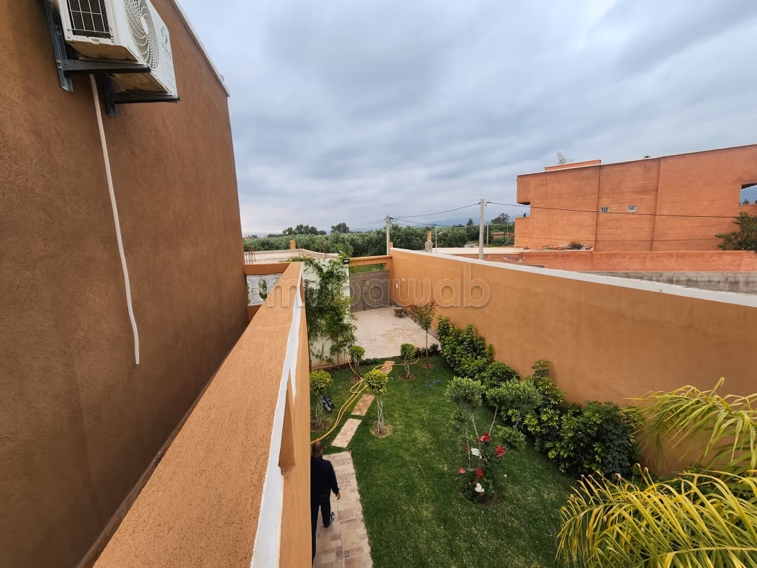 Villa Melkia avec piscine et vue Atlas à vendre