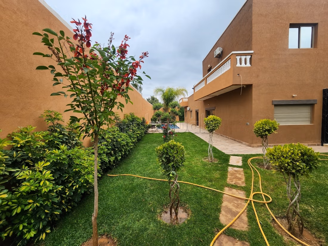 Villa Melkia avec piscine et vue Atlas à vendre
