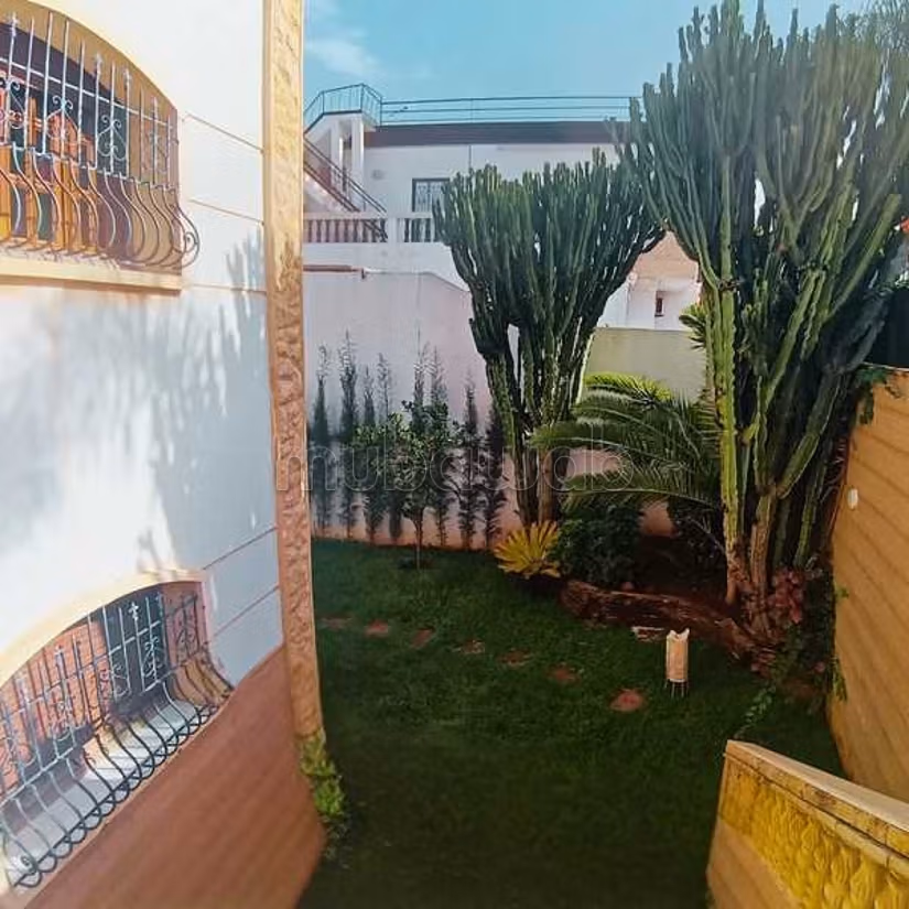 Villa Te Koop van 583.0 m² in Casablanca, Nassim