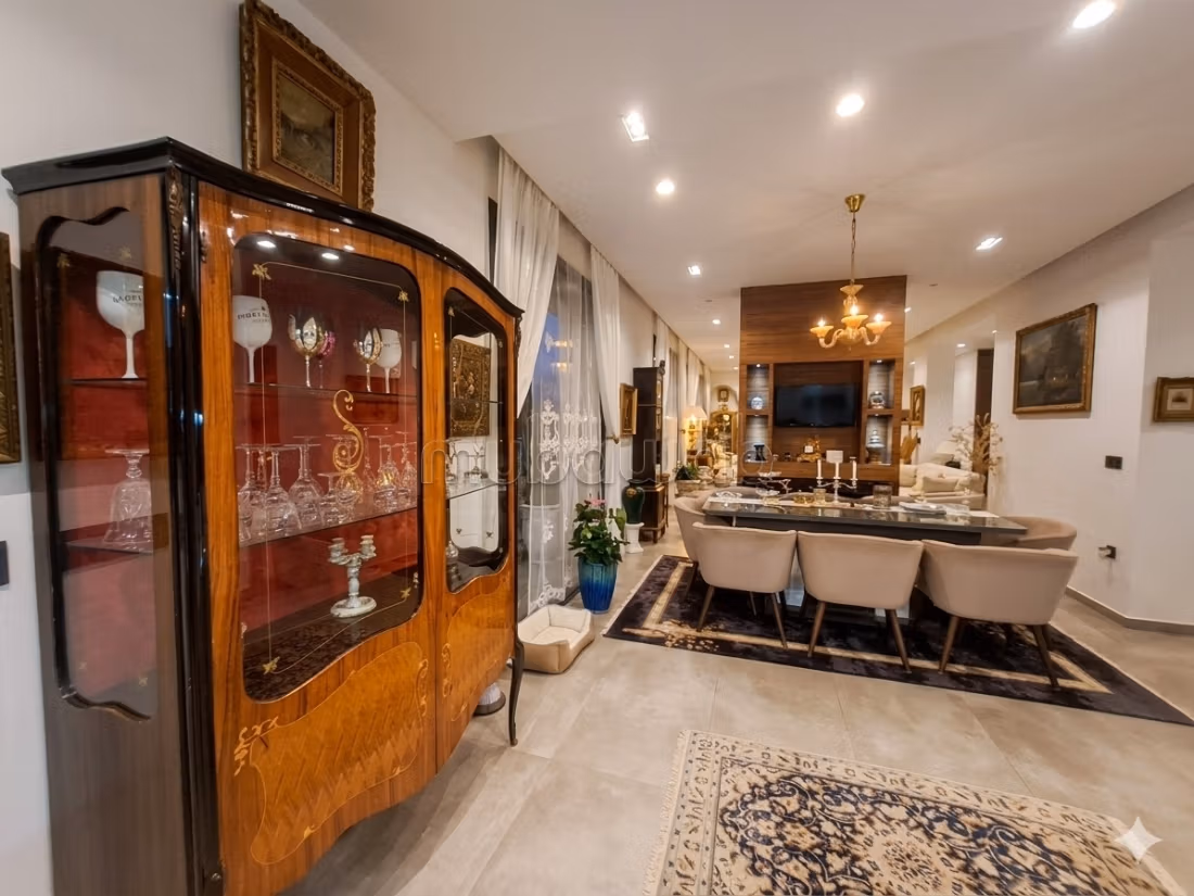 Luxury villa for long-term rent