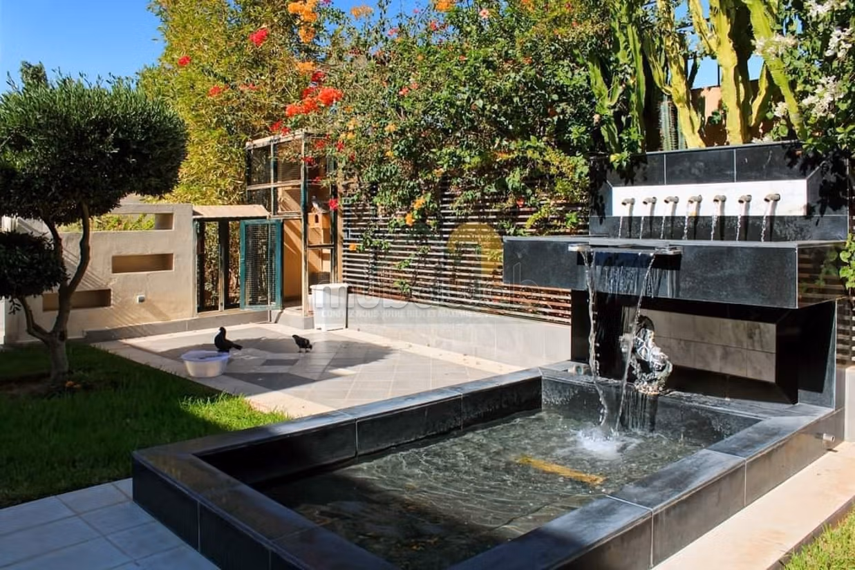 Luxury villa for long-term rent