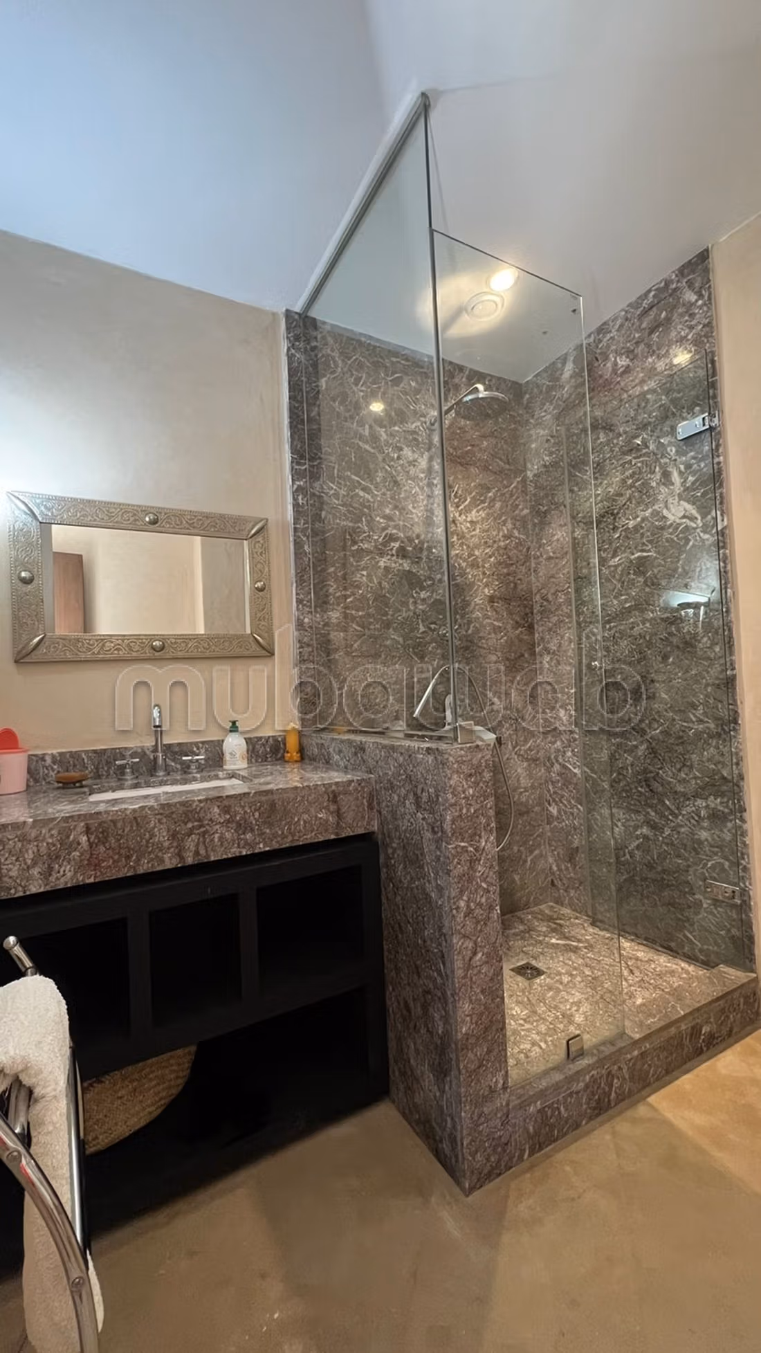 Bellissimo Riad in affitto ad Al Maaden