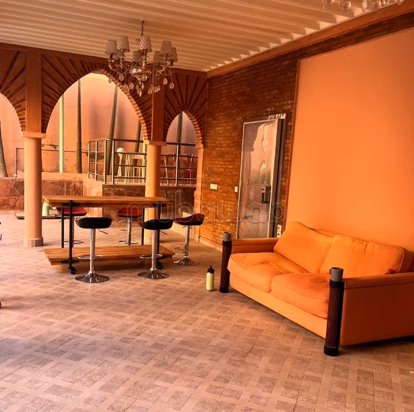 Villa à vendre, 7 Ch, Piscine, 2 Cuisines, Hammam Beldi