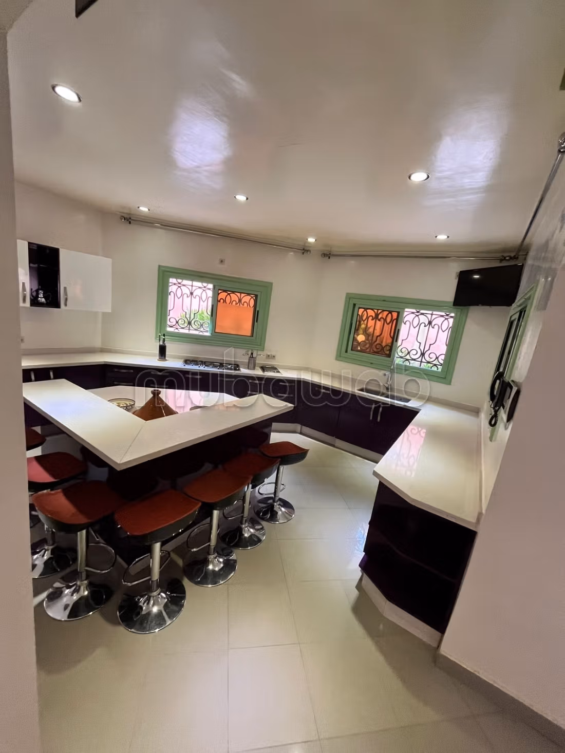 Villa à vendre, 7 Ch, Piscine, 2 Cuisines, Hammam Beldi