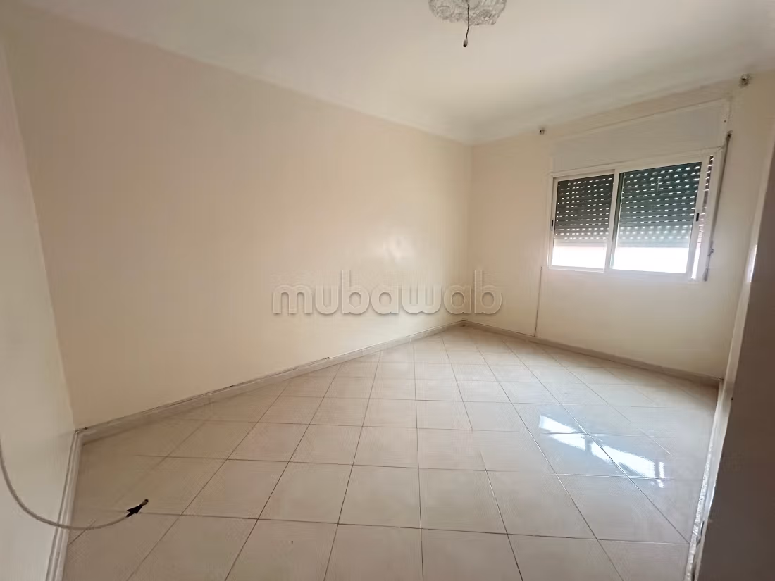 Vendita di un bell'appartamento. 1 locale. Terrazzo