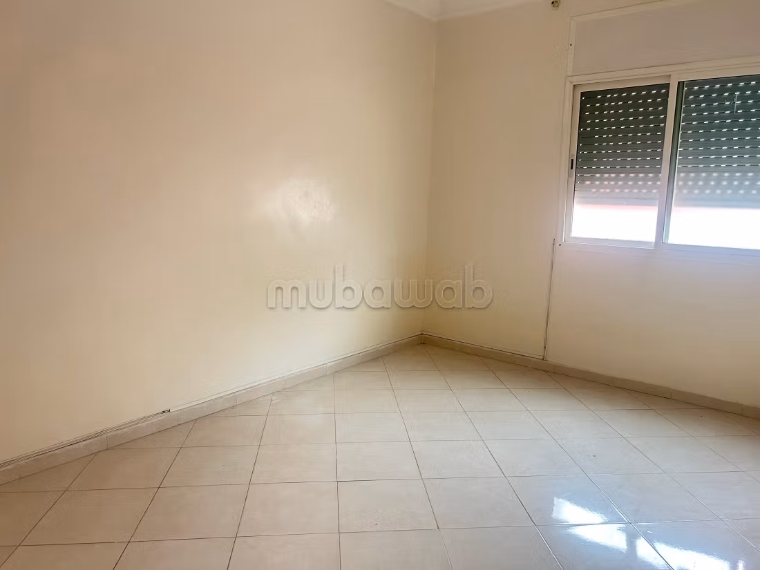 Vendita di un bell'appartamento. 1 locale. Terrazzo