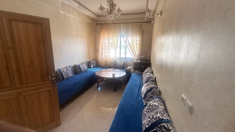 Appartement à louer à route Ain chkef. 
2 grandes pièces. 
Bien meublé