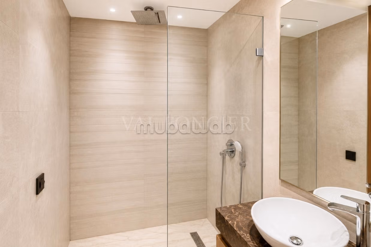 Nuovo studio con terrazza in affitto a Oasis – finiture di pregio