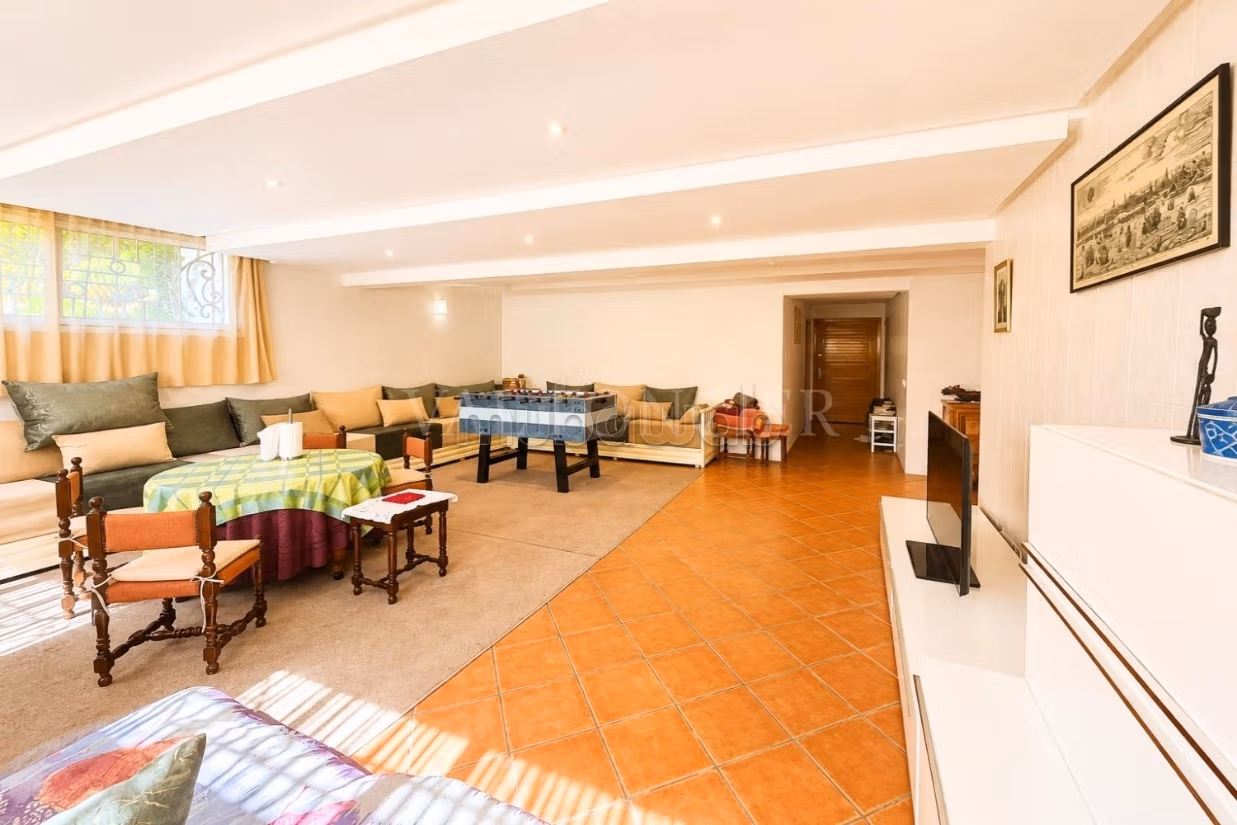 Location villa meublée 5 chambres à Dar Bouazza