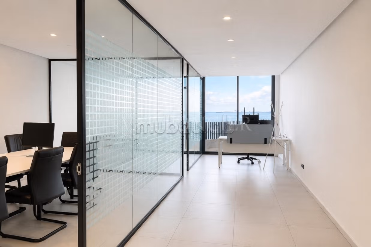Location Plateau de bureau meublé avec vue mer – Ain Diab, Casablanca