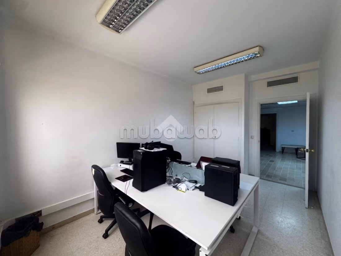 Hall5 in location
