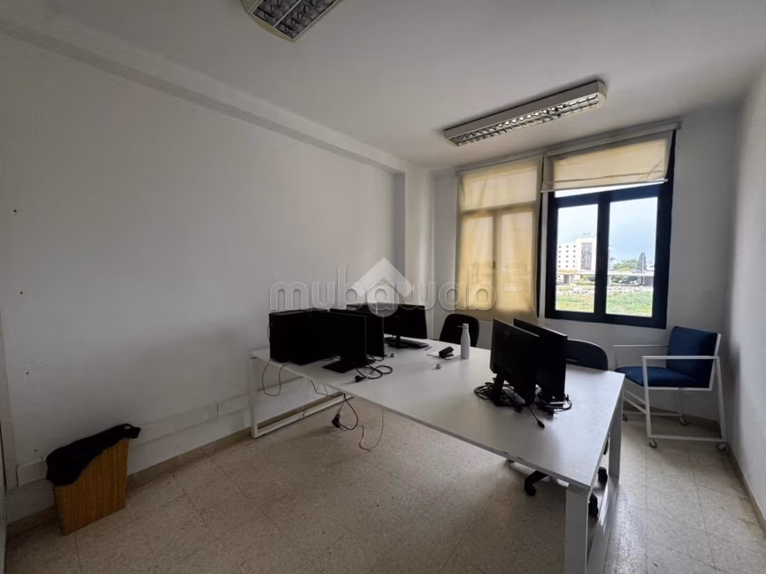 Hall5 in location