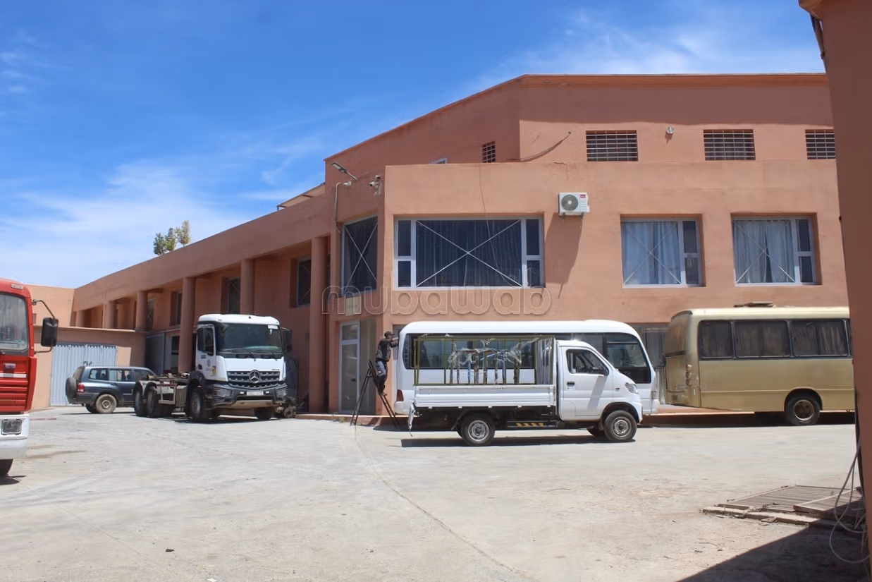 Local industriel a Louer de 2500m²