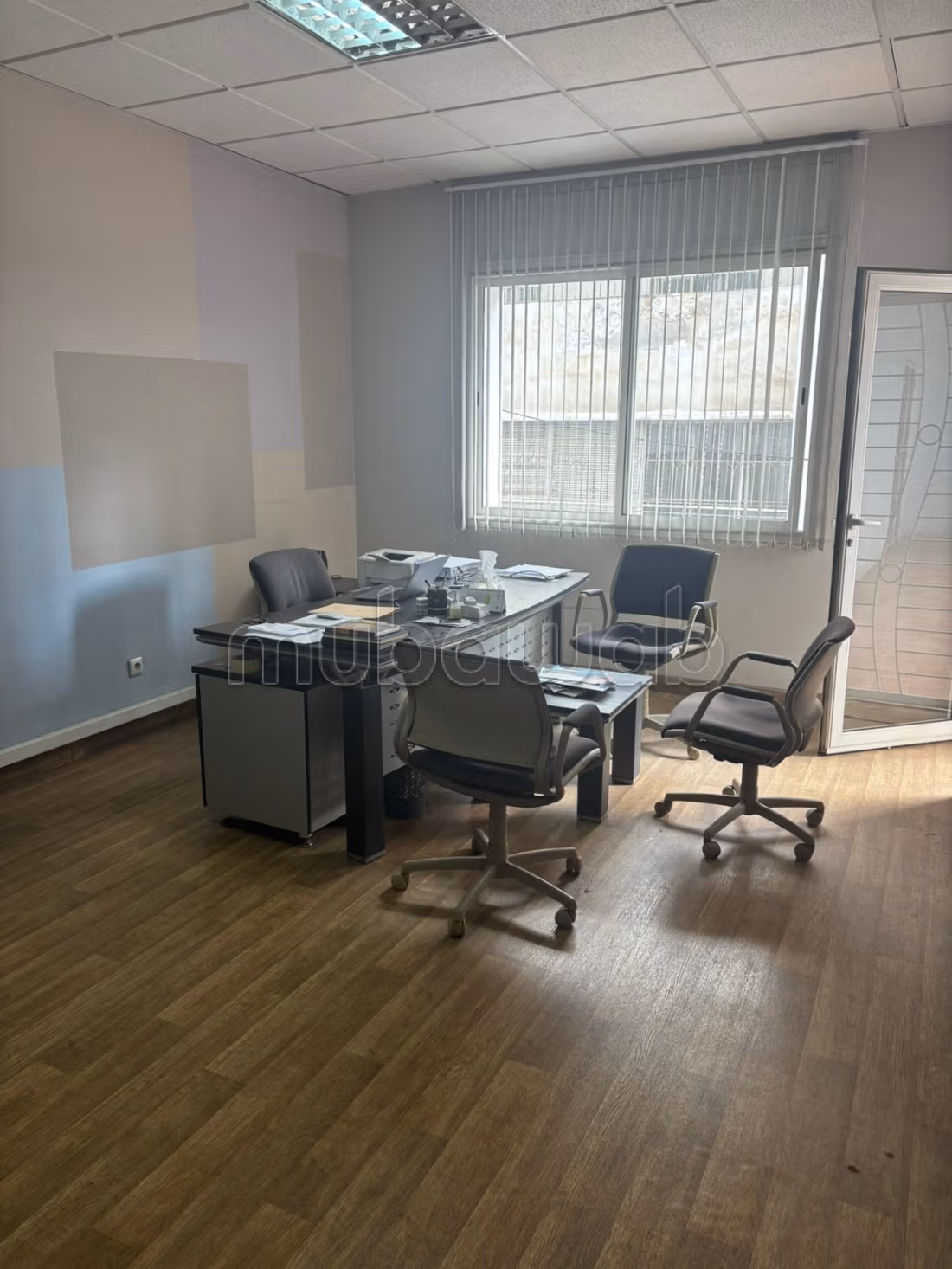 Bureau de 170 m2 à céder Quartier des affaires