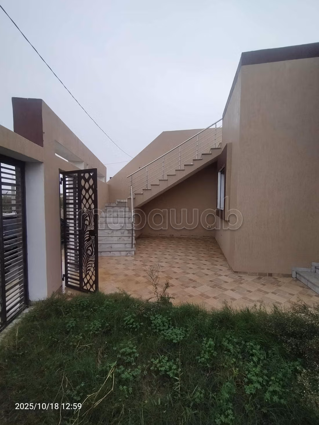 A newly built villa near the beach