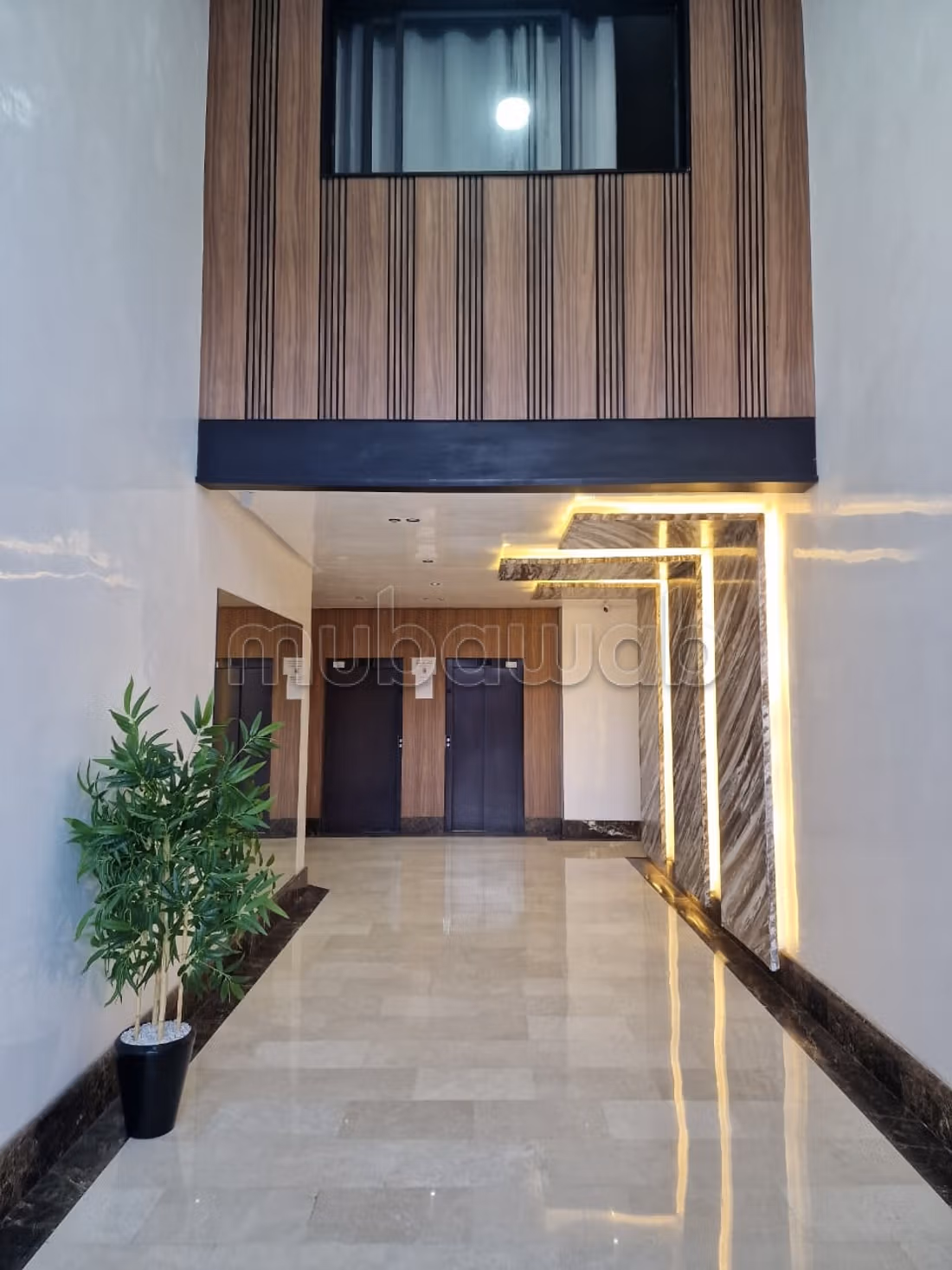 For rent – Two office floors in Roches Noires