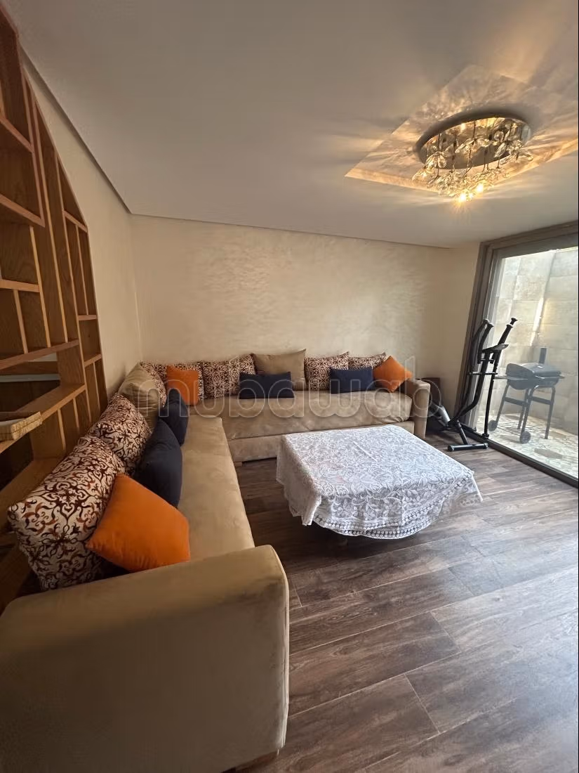 Magnifique villa à louer à skhirat plage. Superficie 280 m². Bien meublé
