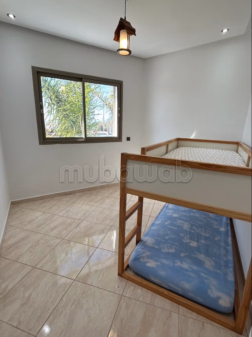 Magnifique villa à louer à skhirat plage. Superficie 280 m². Bien meublé