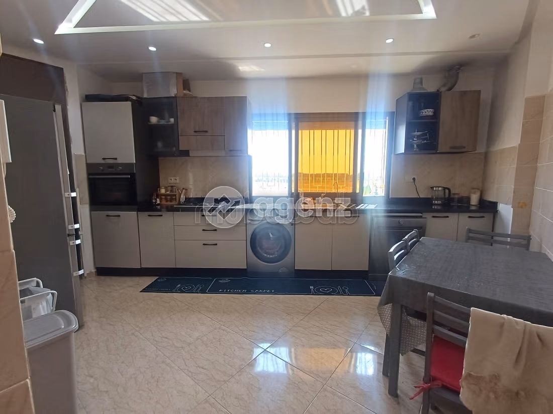 Apartamento en venta 107 m², 3 habitaciones Benslimane Benslimane