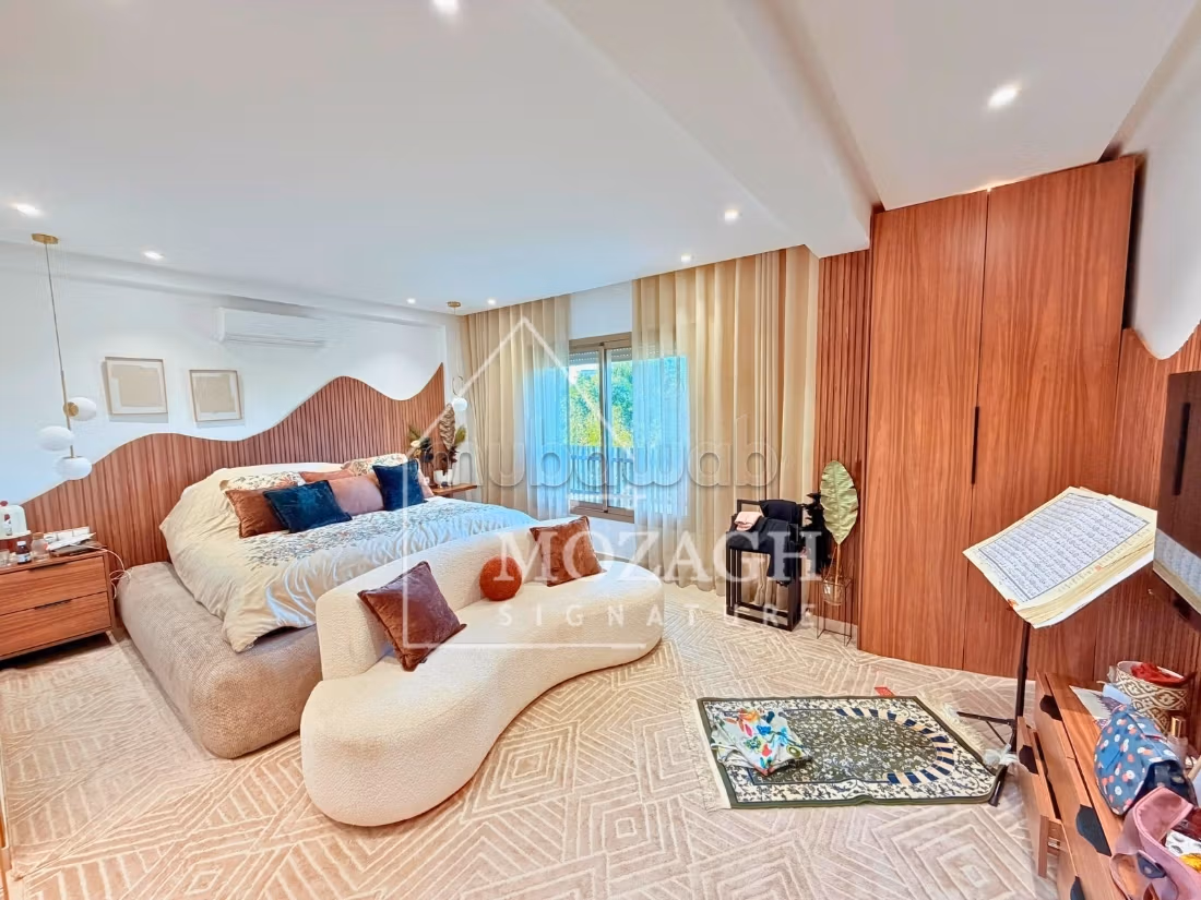 Superba villa di 300M2 - Quartiere Targa