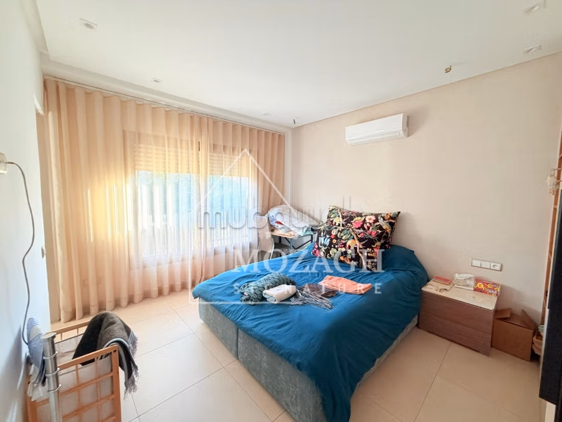 Superba villa di 300M2 - Quartiere Targa
