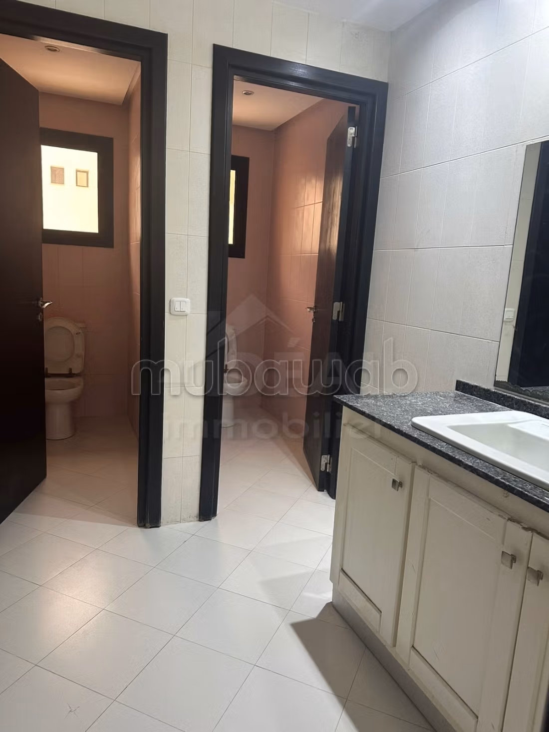 In Affitto, Ufficio di 410 m² – Lago 1