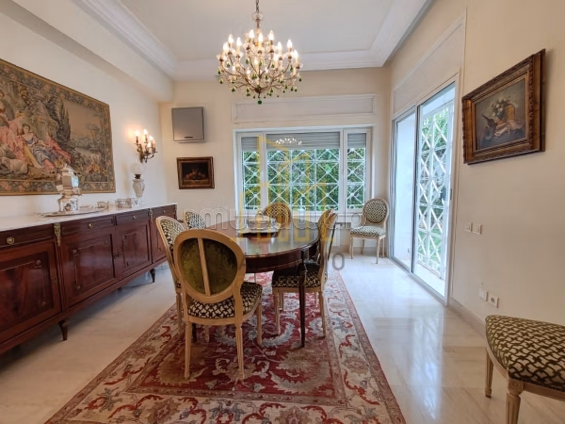 In Vendita - Bella Villa a Gammarth Turistico
