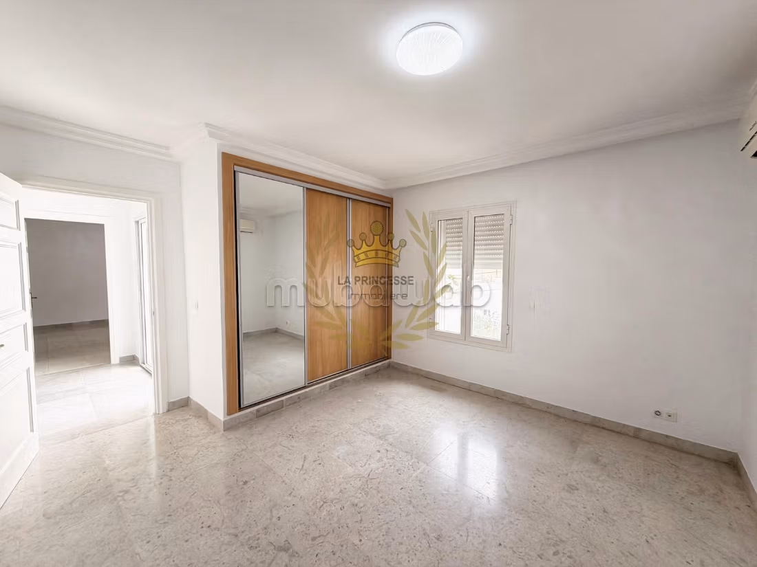 Spacieuse Villa S4 La Marsa